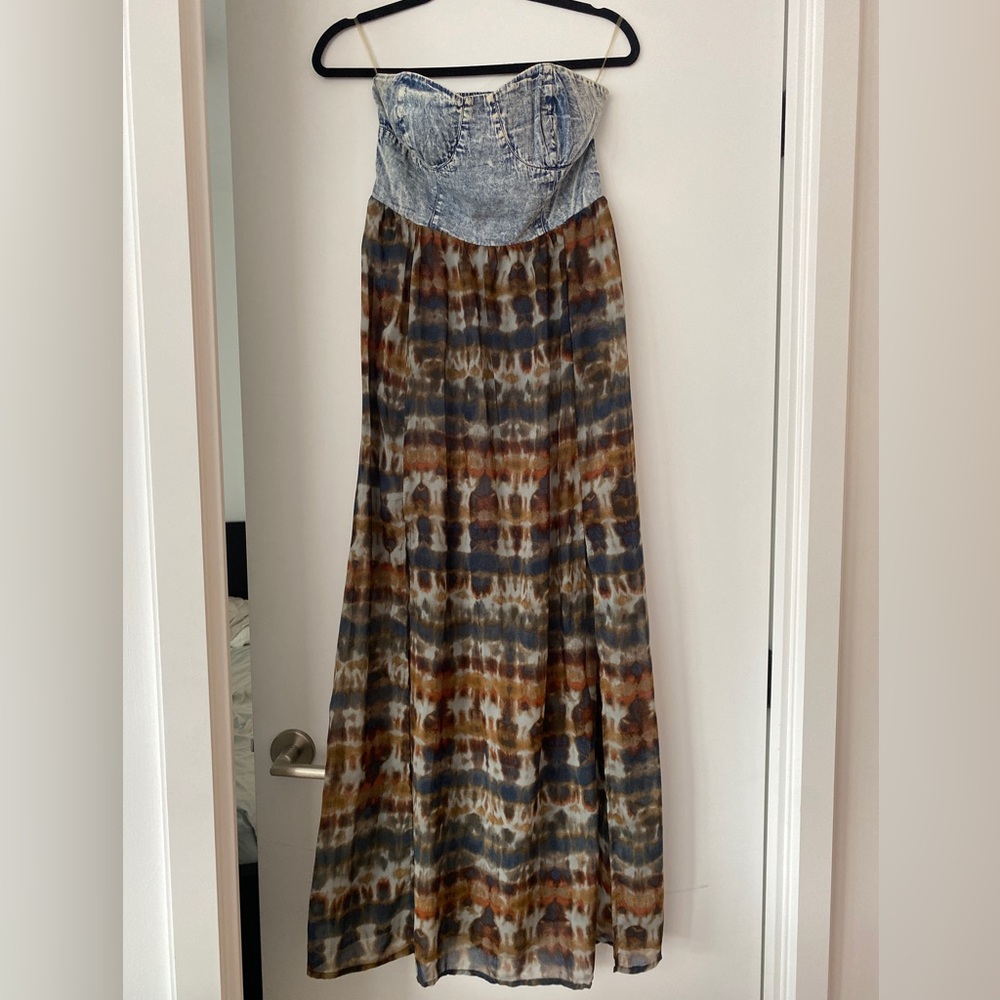 Long strapless dress